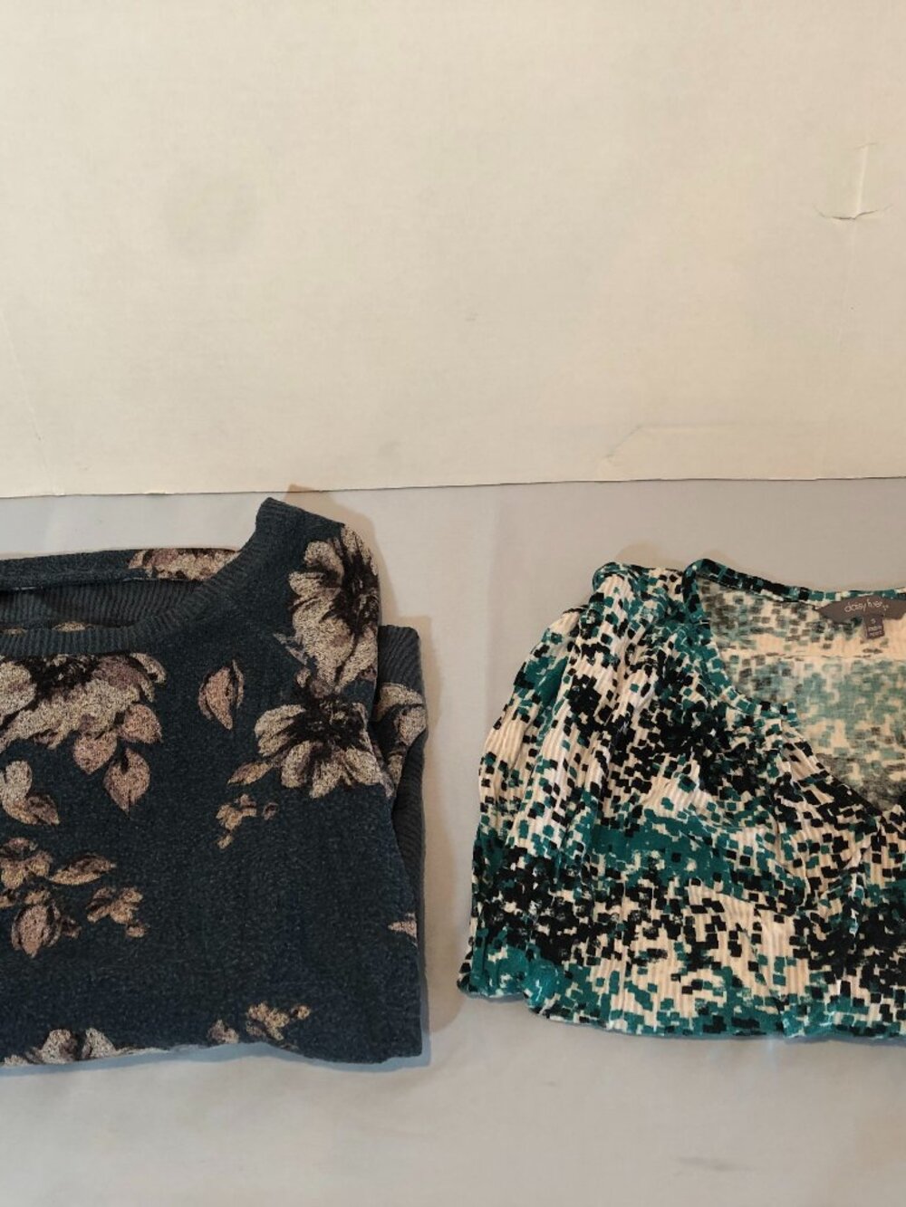 Daisy Fuentes SMALL Green 3/4 Sleeve & Maurices SMALL Blue 20-21" Pit to Pit